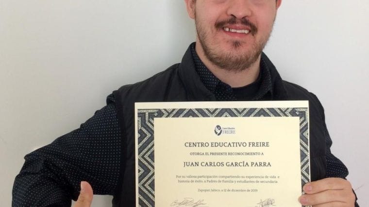 Charla para padres y jóvenes